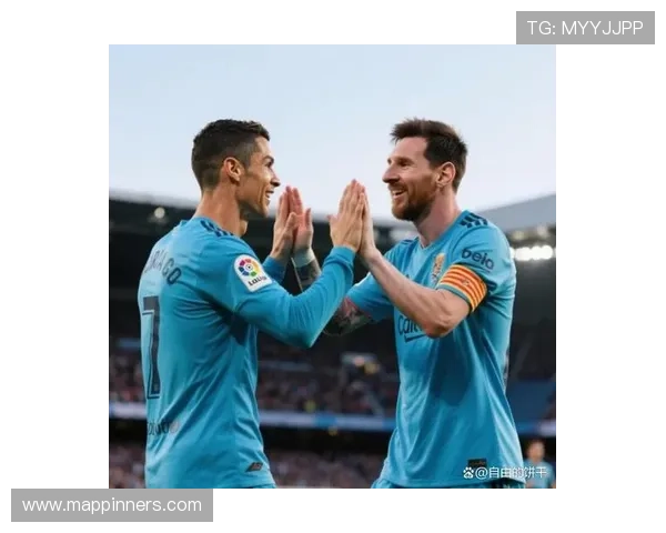 C罗 vs 梅西:历史第一人之争的核心差距解析 C罗 vs 梅西:历史第一人之争的核心差距解析