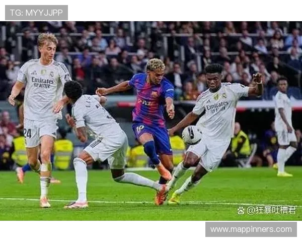 巴萨全队越踢越断线，整体运转问题凸显